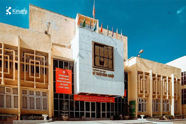 Hoc thiet ke do hoa o truong nao 4