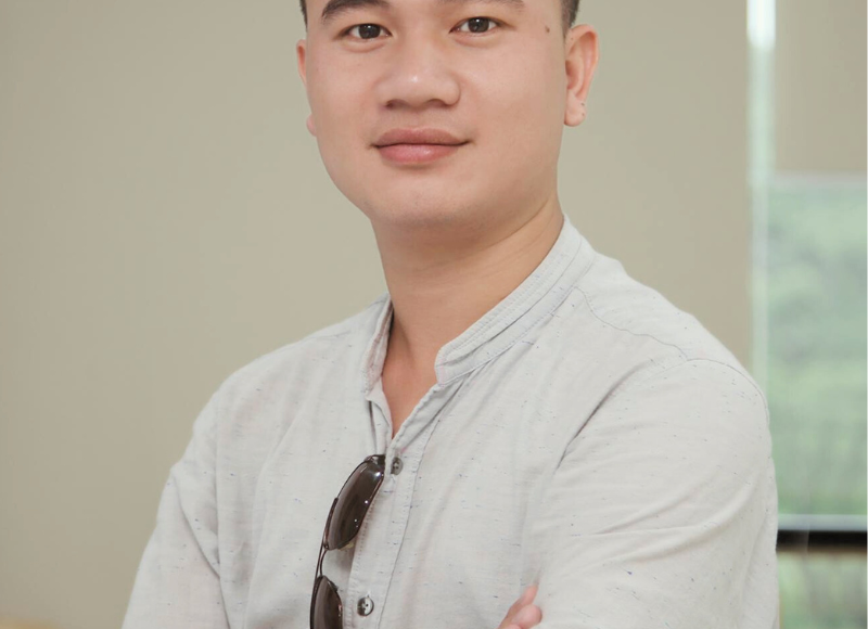 Giảng viên Nguyễn Đình Khiêm