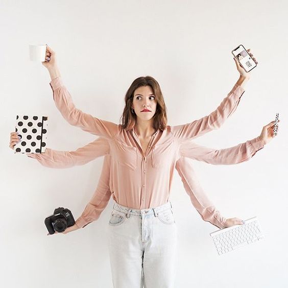 Sáng tạo nội dung là gì mà được gọi là ngành “hái ra tiền” 2 Sáng tạo nội dung là gì mà bận thế