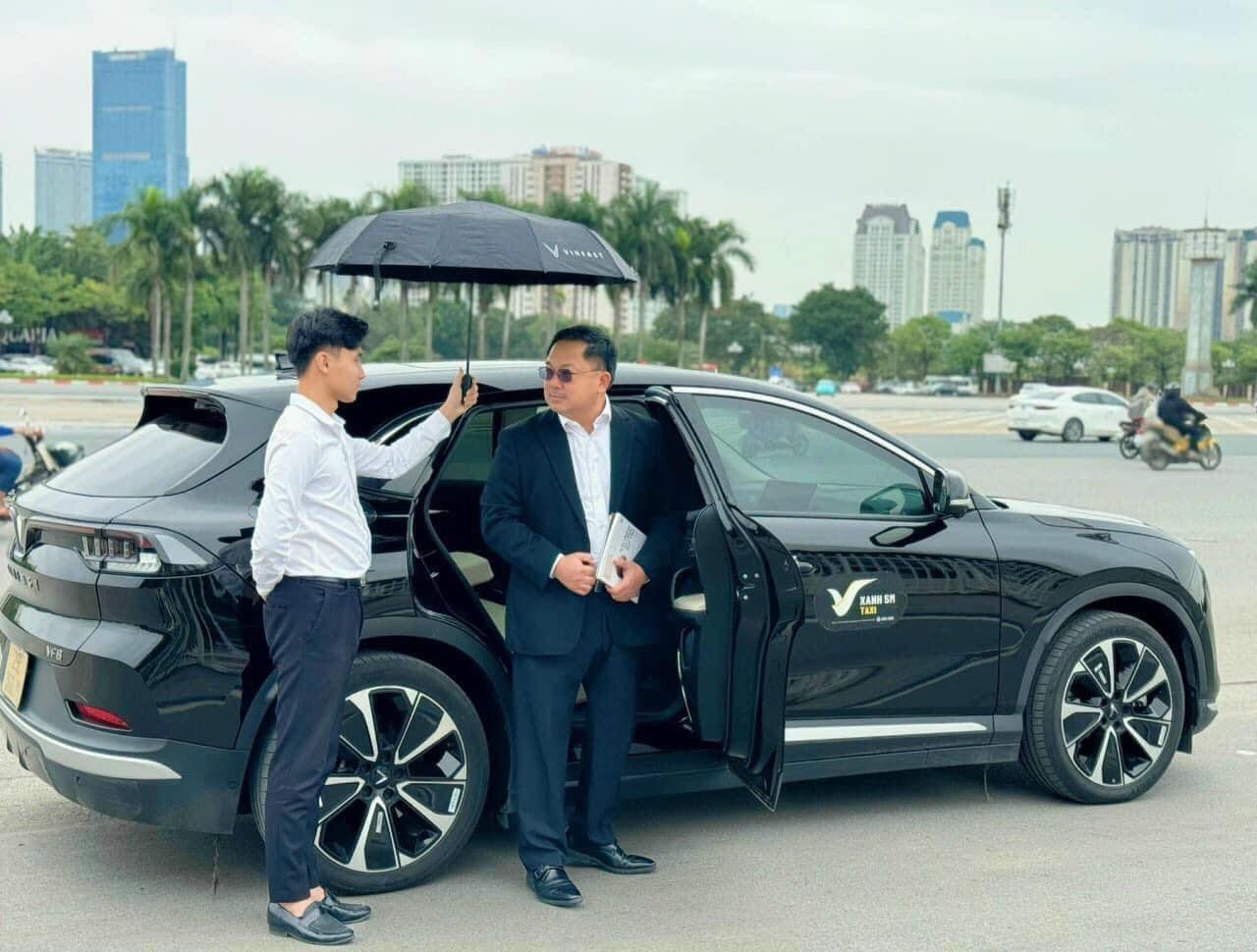 Dịch vụ đưa đón lãnh đạo của gf