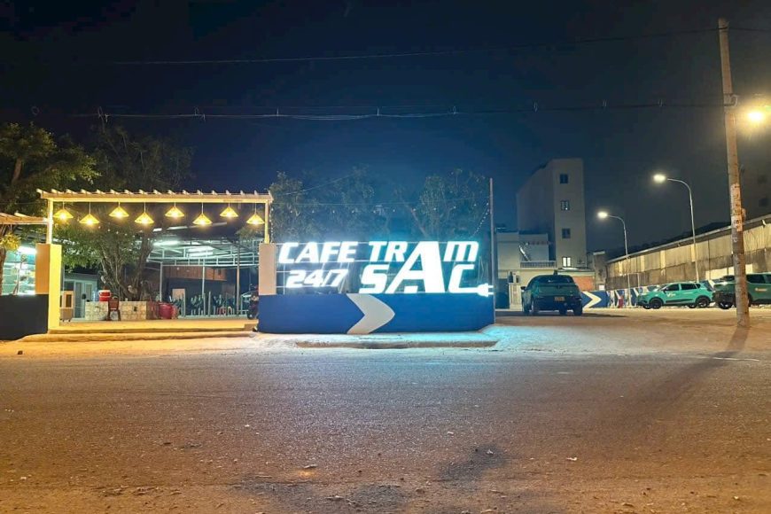 chiến lược vgreen mô hình cafe trạm sạc xe điện vinfast