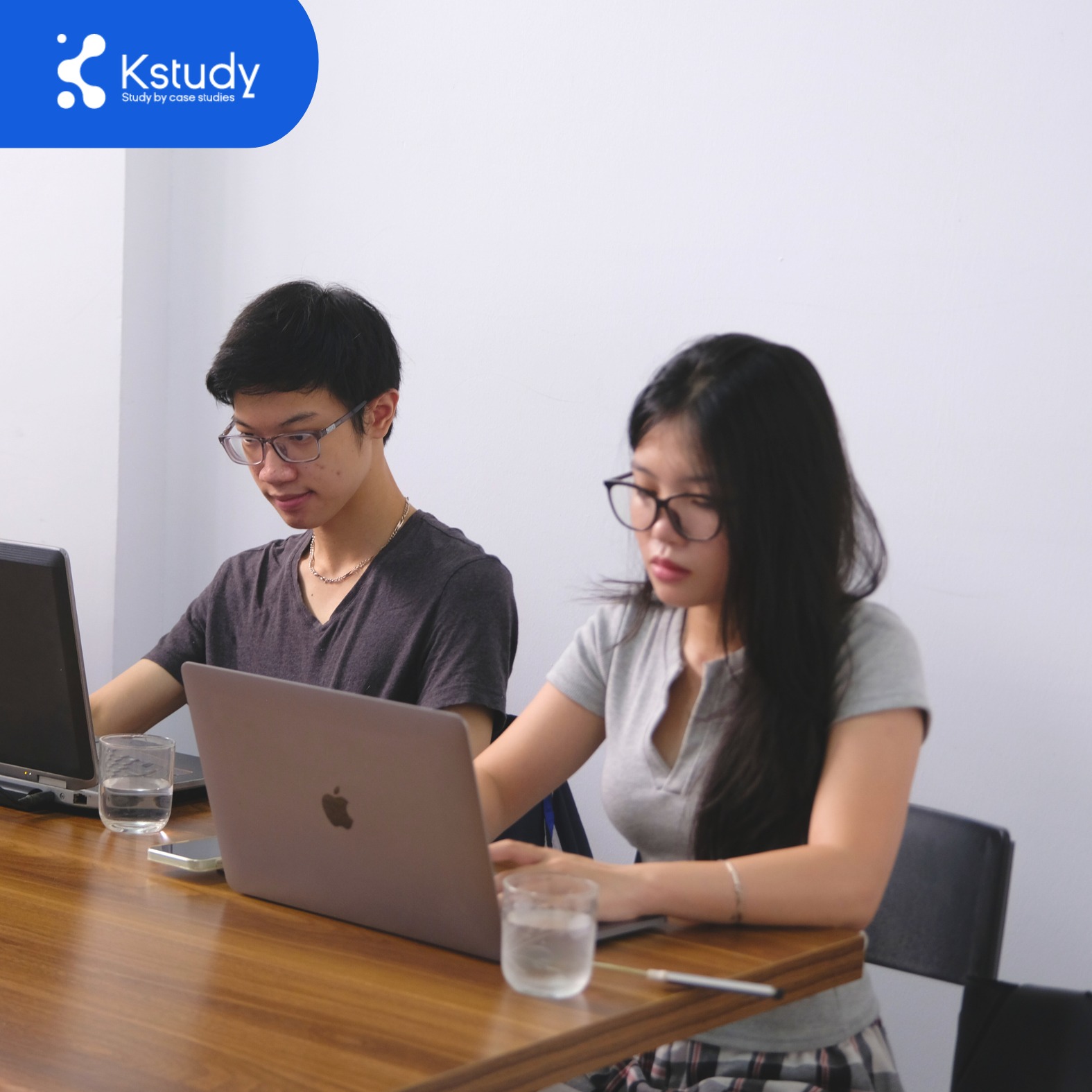 2k7 nên theo ngành marketing hay thương mại điện tử: mức lương và cơ hội phát triển 3 So sanh co hoi phat trien